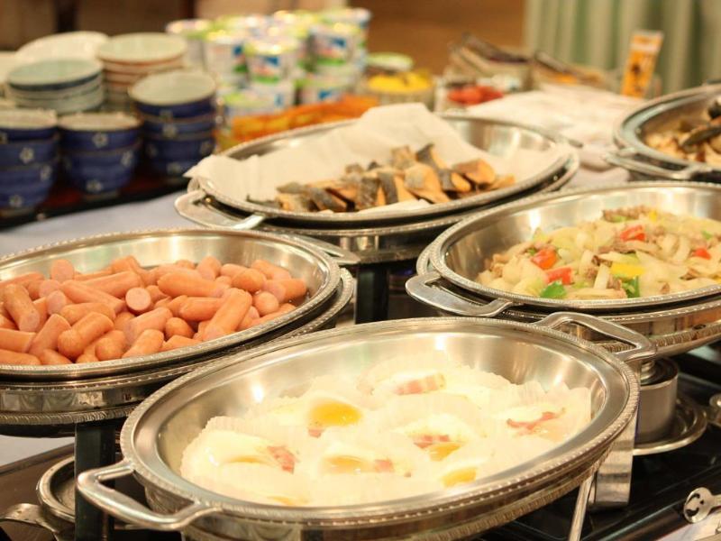 Apa Hotel Tonami Ekimae Kültér fotó